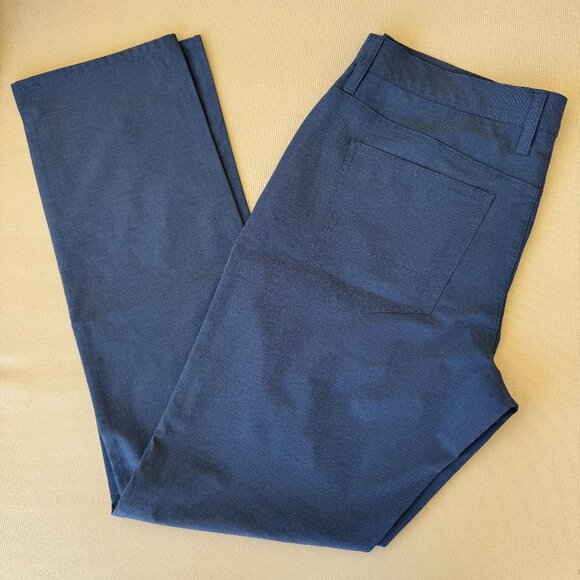 Travis Mathew Chino Pants Size 34 - Picture 1 of 3